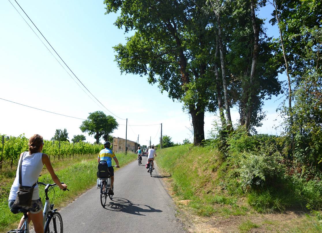 Vélo et Bateau - La Route des Vins de Bordeaux en Gironde
