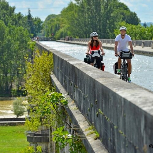 Vignoble et Canal de Garonne à vélo de Bordeaux à Agen