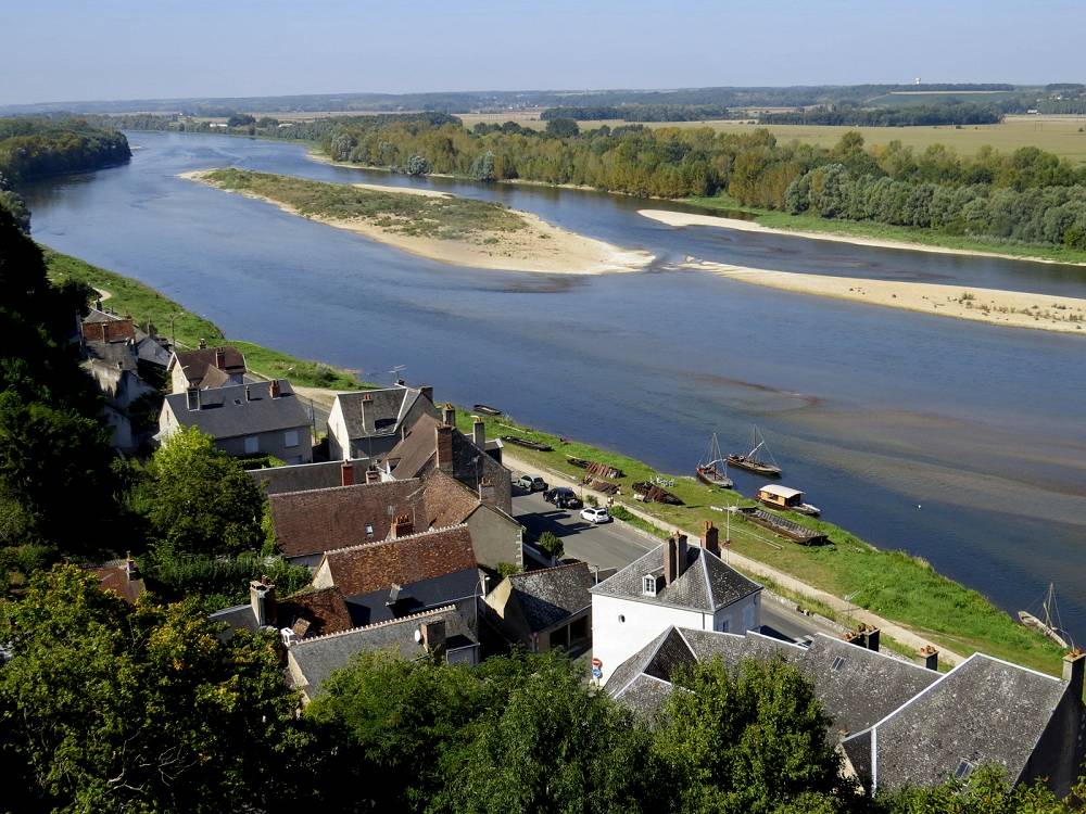 The Chateaux de la Loire by bike from Blois to Saumur
